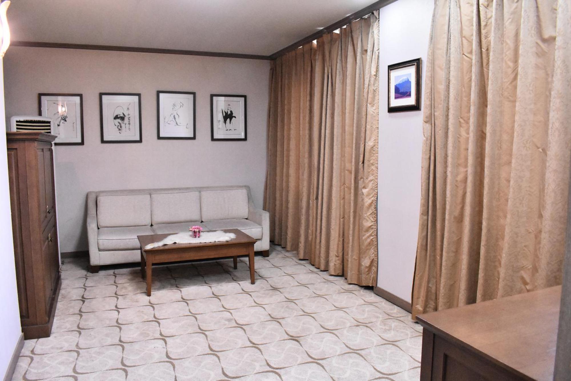 Sunjin Grand Hotel Ulánbátor Kültér fotó
